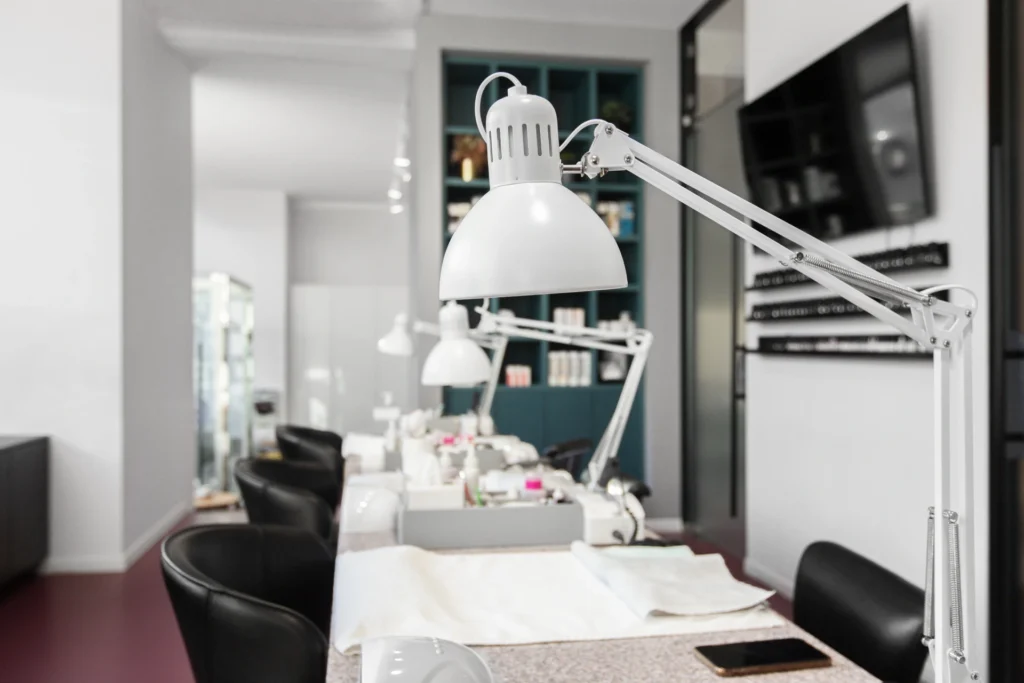 Nail Salon Interior Design 4